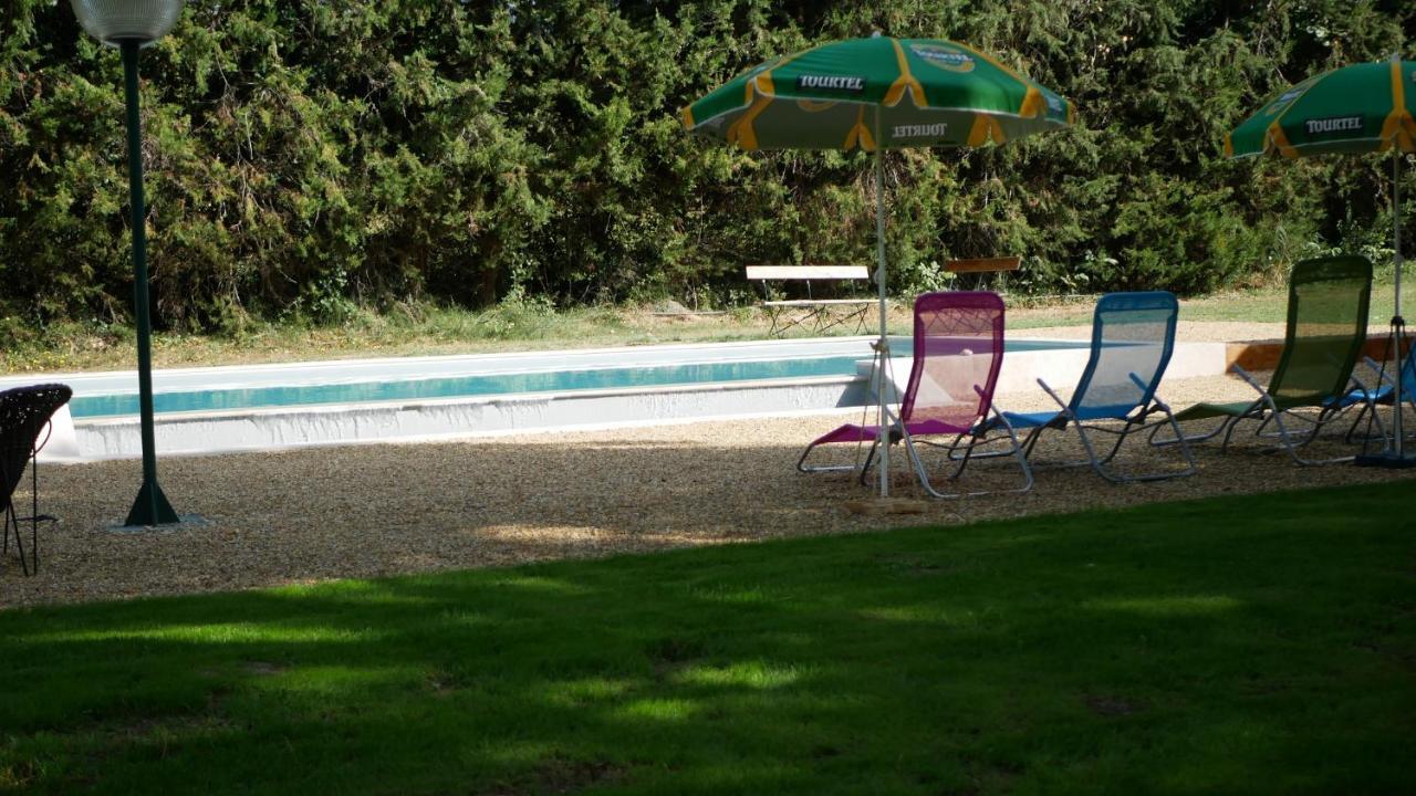 Villa L'Eau Vive Saint-Martin-de-la-Brasque Exterior foto